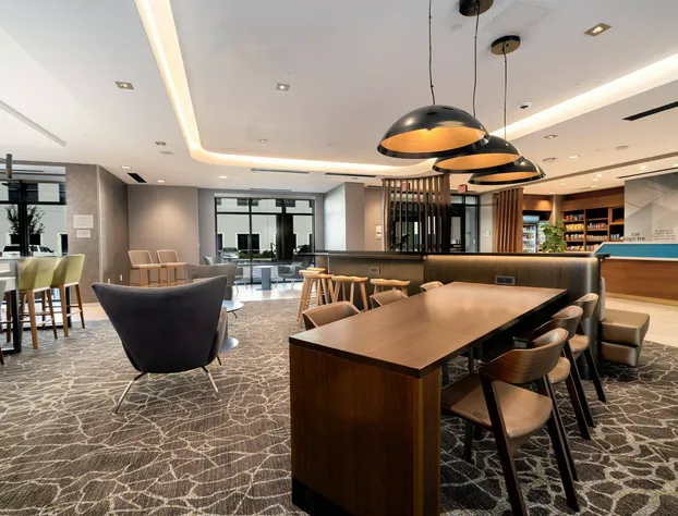 SpringHill Suites by Marriott Oakland Airport hotel detail image 3