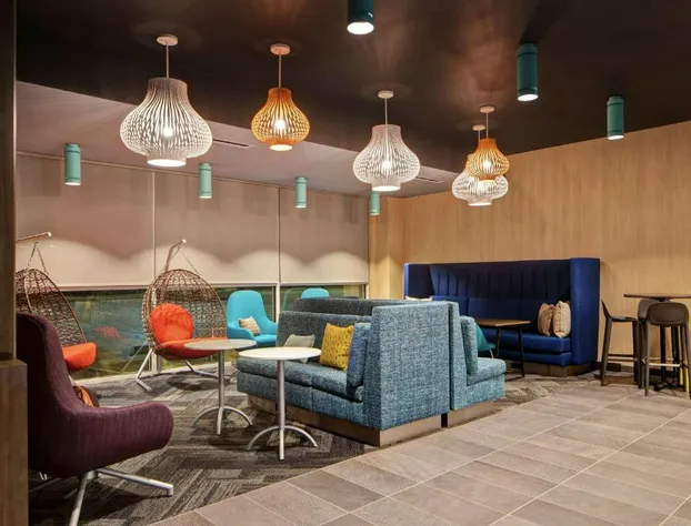 Tru by Hilton Oxford hotel detail image 4