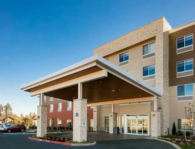 Holiday Inn Express & Suites Bend South by IHG hotel detail image 2
