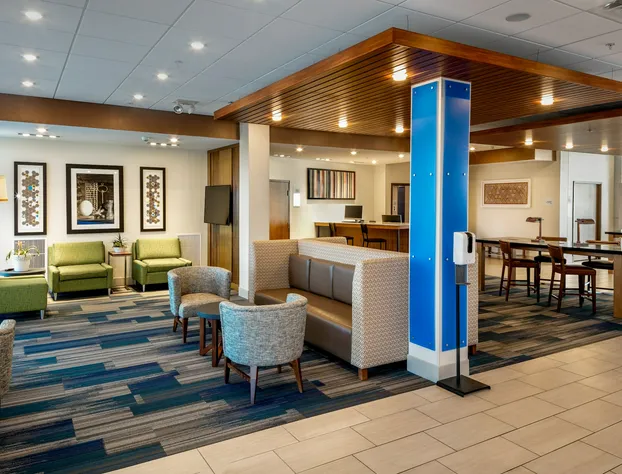 Holiday Inn Express & Suites Bend South by IHG hotel detail image 4