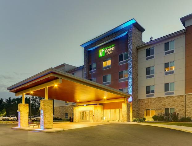 Holiday Inn Express & Suites Saugerties - Hudson Valley by IHG hotel detail image 3