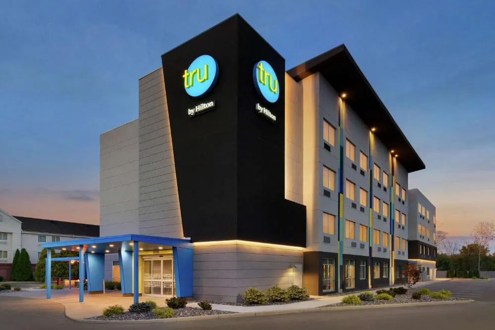 Tru by Hilton Sandusky, OH hotel hero