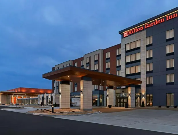 Hilton Garden Inn Milwaukee Brookfield Conference Center, WI hotel detail image 1