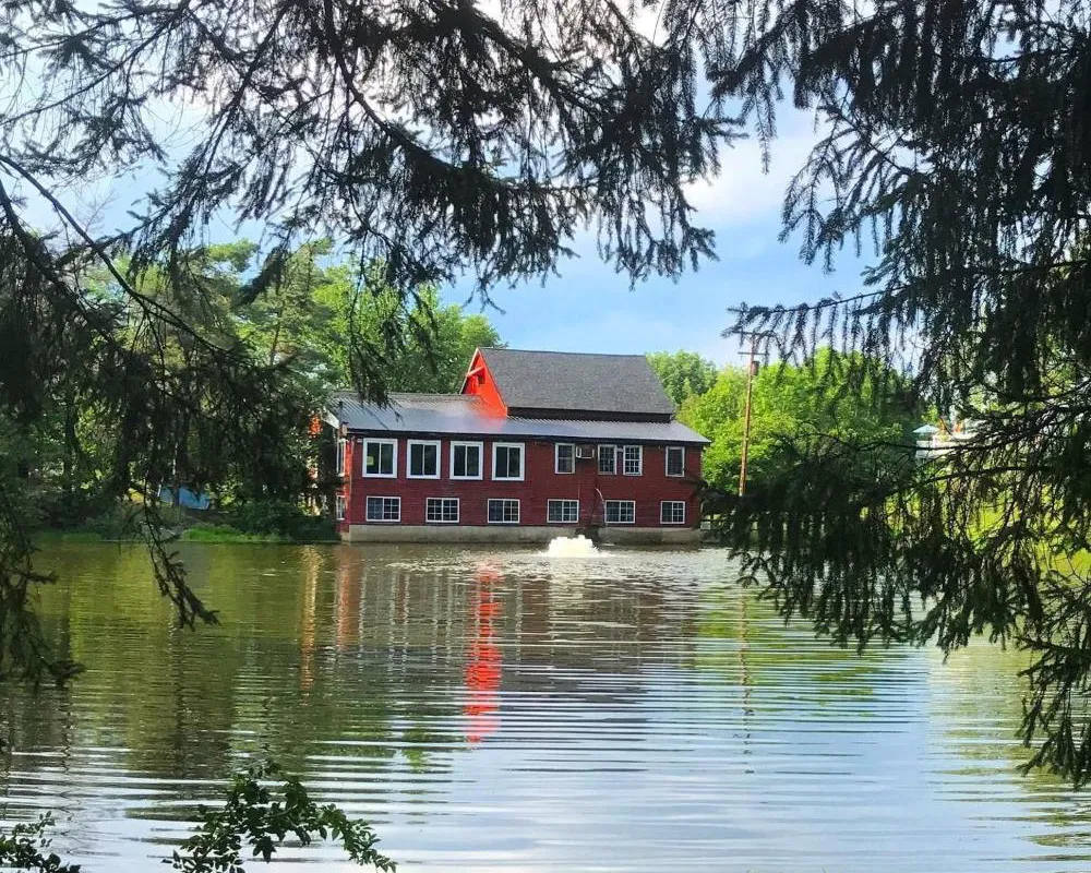 Rainbow Mountain Resort hotel hero