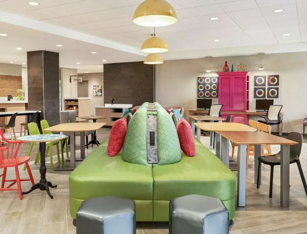 Home2 Suites by Hilton Harrisburg North hotel detail image 3