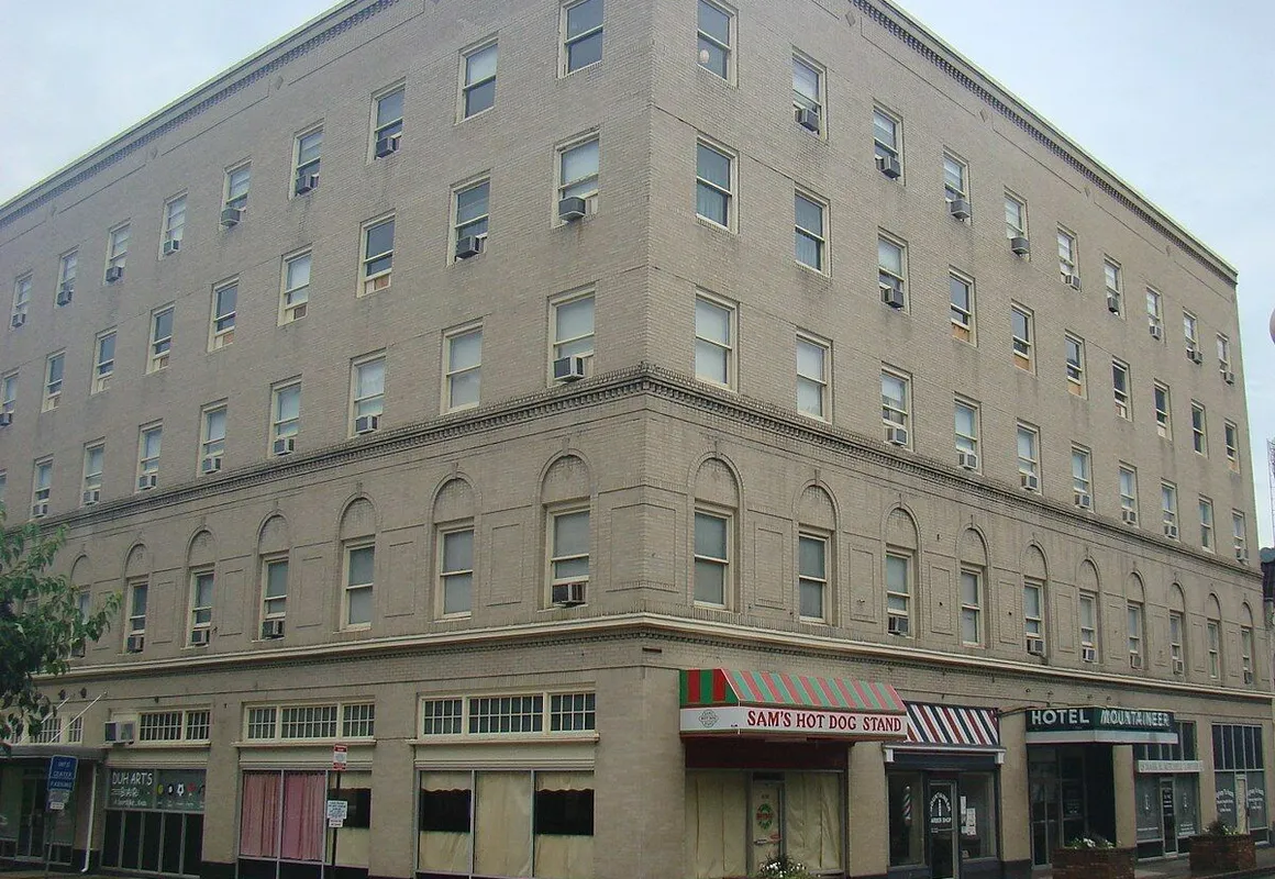 The Mountaineer Hotel hotel hero