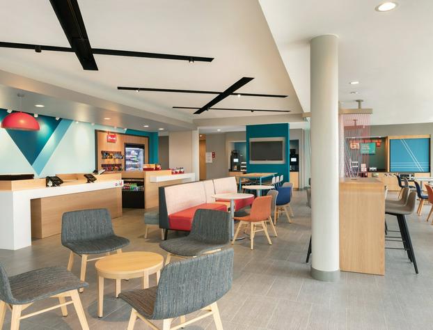 avid hotel Roseville - Minneapolis North by IHG hotel detail image 2
