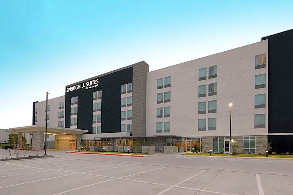 SpringHill Suites by Marriott Dallas DFW Airport South/CentrePort hotel hero