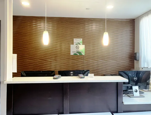 Wingate by Wyndham JFK Airport/Far Rockaway hotel detail image 1