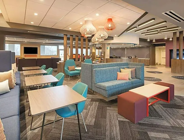 Tru by Hilton Rock Hill hotel detail image 4