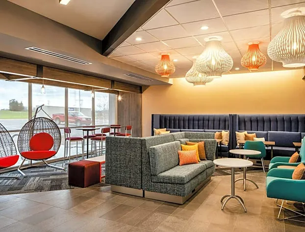 Tru by Hilton Rock Hill hotel detail image 3