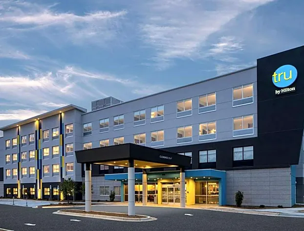 Tru by Hilton Rock Hill hotel detail image 1