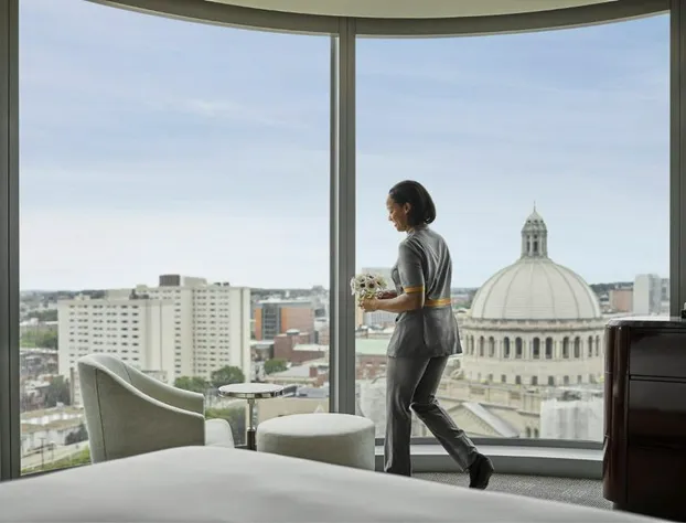 Four Seasons Hotel One Dalton Street, Boston hotel detail image 3