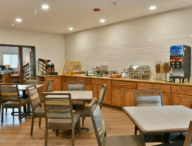 GrandStay Hotel & Suites hotel detail image 4