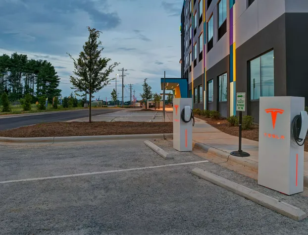 Tru by Hilton Mooresville hotel detail image 3