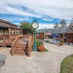 Bullwinkles Rustic Lodge hotel detail image 2