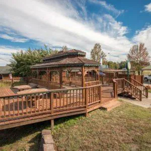 Bullwinkles Rustic Lodge hotel detail image 3