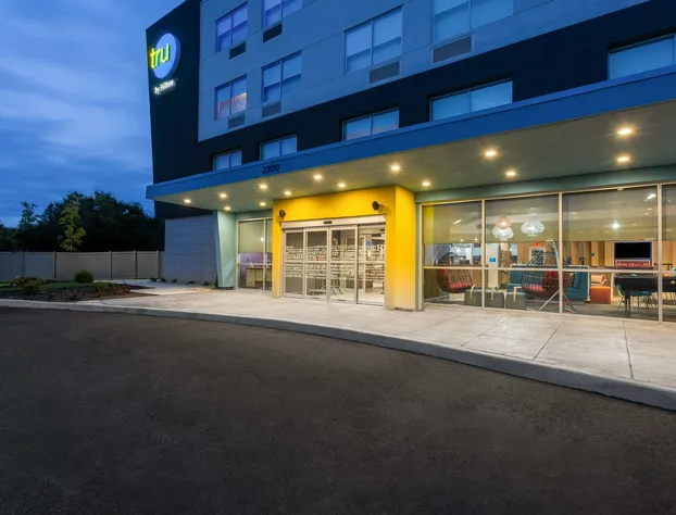 Tru by Hilton Radford, VA hotel detail image 1