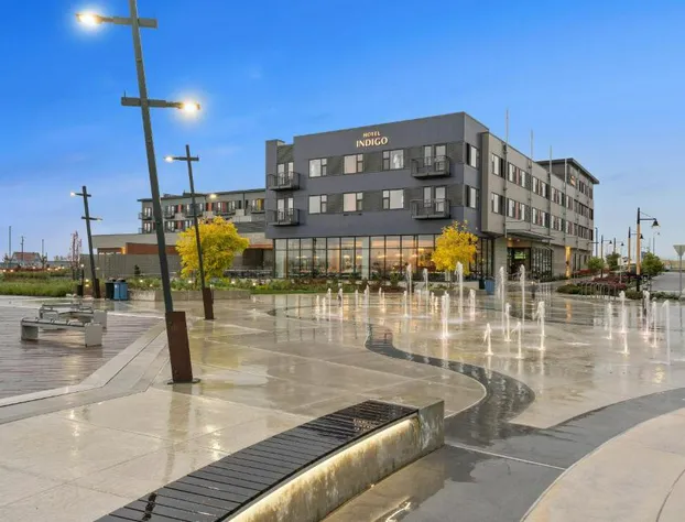 Hotel Indigo Everett - Waterfront Place by IHG hotel detail image 1