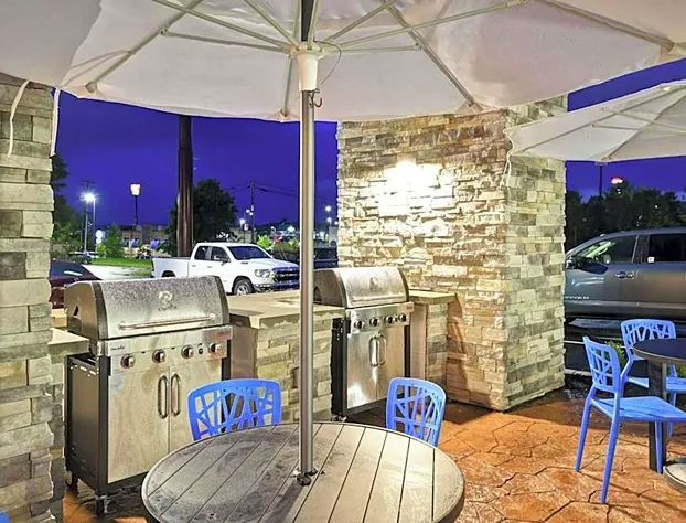 Home2 Suites by Hilton Georgetown hotel detail image 1