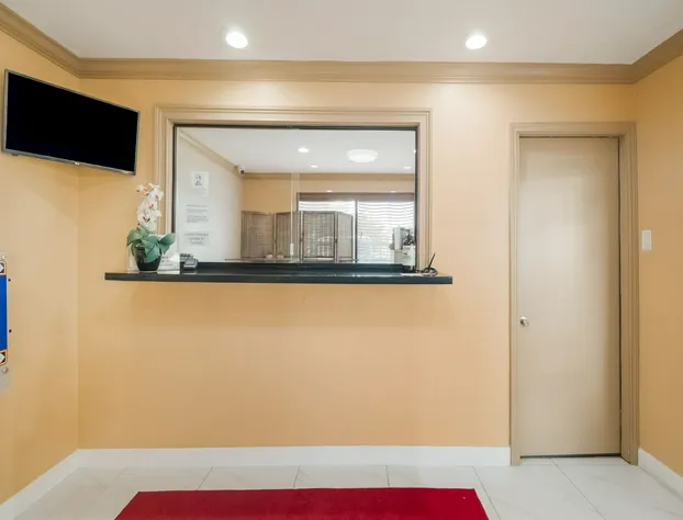 OYO Hotel Houston N Fm-1960 Champions TX hotel detail image 4