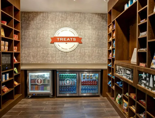 Hampton Inn & Suites Deptford hotel detail image 2