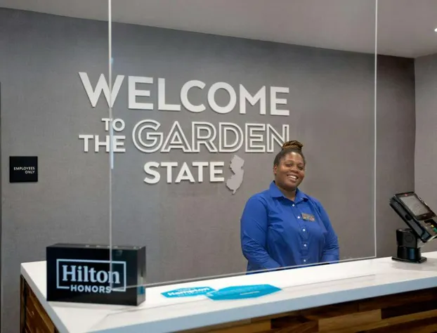 Hampton Inn & Suites Deptford hotel detail image 4