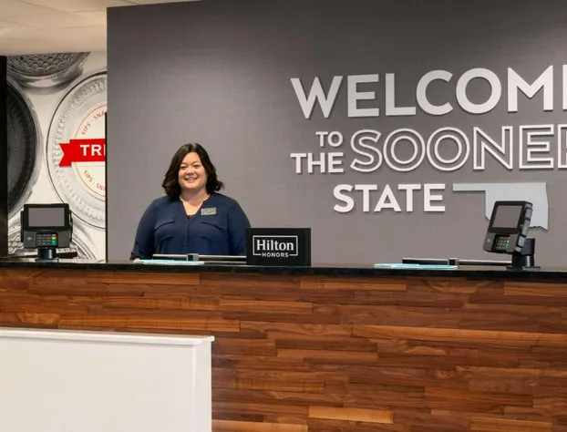 Hampton Inn & Suites Norman Conference Center Area hotel detail image 2