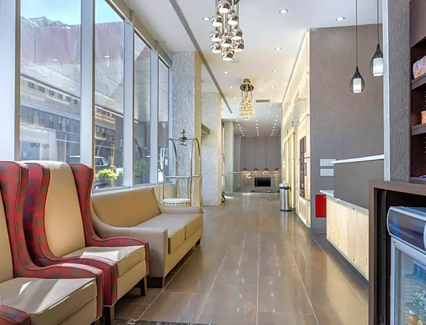 Comfort Inn Prospect Park - Brooklyn hotel detail image 4