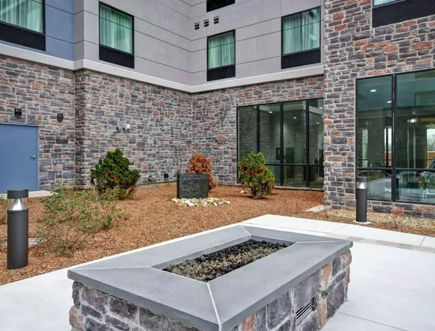 Homewood Suites by Hilton Orange New Haven hotel detail image 3