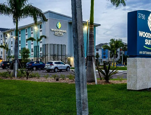 WoodSpring Suites Naples West hotel detail image 2