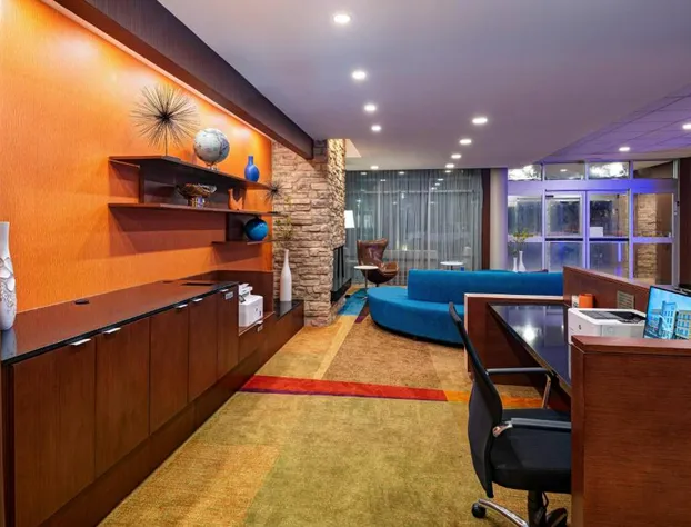 Fairfield Inn & Suites by Marriott Houston Richmond hotel detail image 2