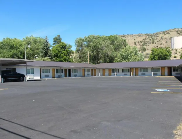 Oregon Trail Inn and Suites hotel detail image 1