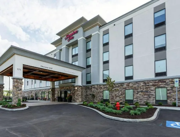 Hampton Inn Madison hotel detail image 2