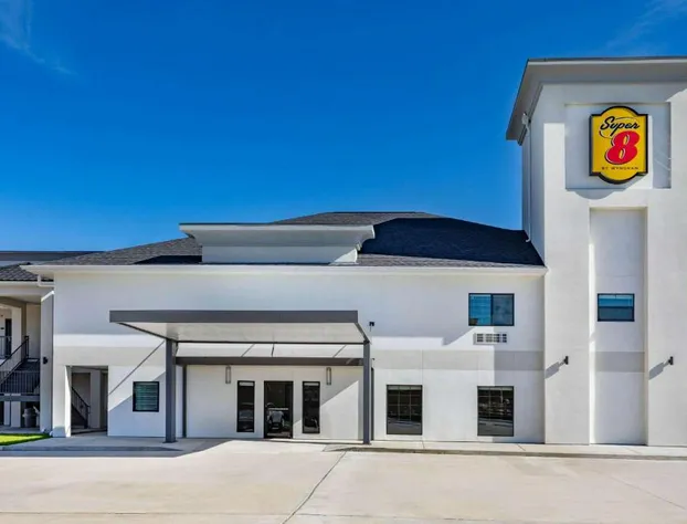 Super 8 by Wyndham Houston NW Beltway 8/West Rd hotel detail image 3