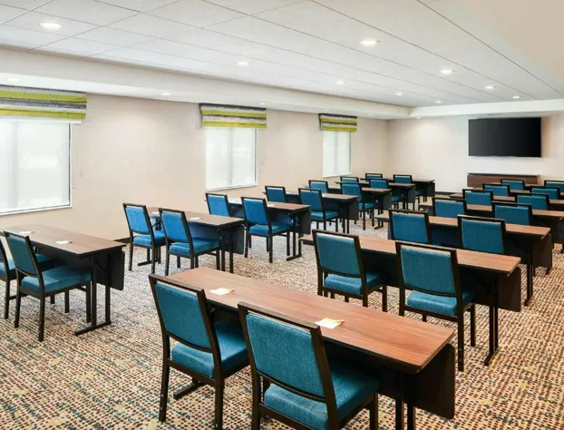 Hampton Inn Clewiston hotel detail image 2