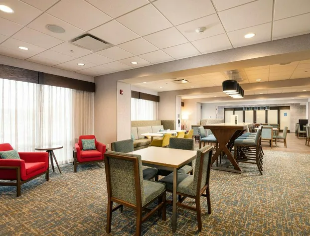 Hampton Inn Buffalo - Amherst, NY hotel detail image 2