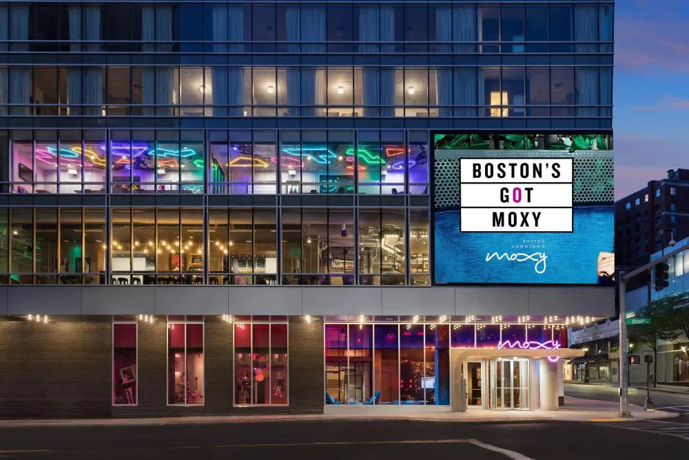 Moxy Boston Downtown hotel hero