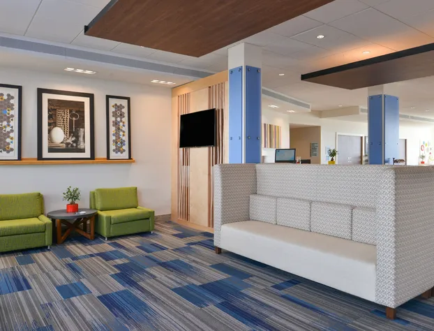 Holiday Inn Express & Suites Wildwood The Villages by IHG hotel detail image 3