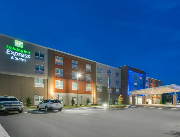 Holiday Inn Express & Suites Wildwood The Villages by IHG hotel detail image 1