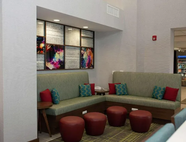 Hampton Inn & Suites Dundee hotel detail image 4