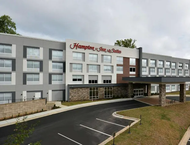 Hampton Inn & Suites by HIlton Charlotte North I 485 hotel detail image 1