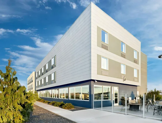 Holiday Inn Express & Suites George Quincy South by IHG hotel detail image 3