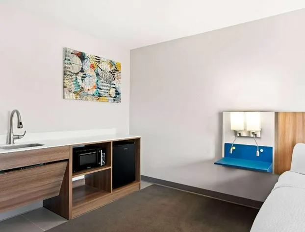 Holiday Inn Express & Suites George Quincy South by IHG hotel detail image 1