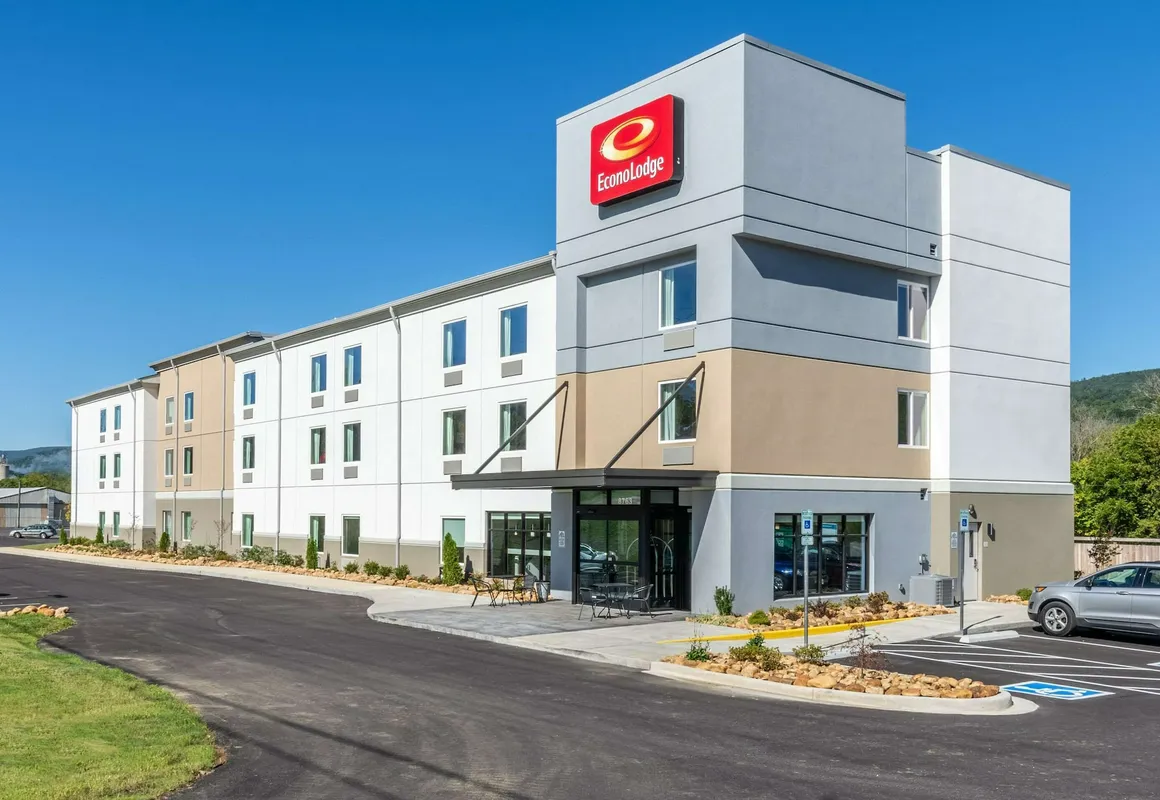 Econo Lodge Dayton hotel hero