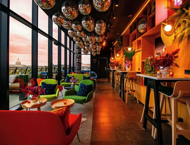 citizenM Washington DC Capitol hotel detail image 3