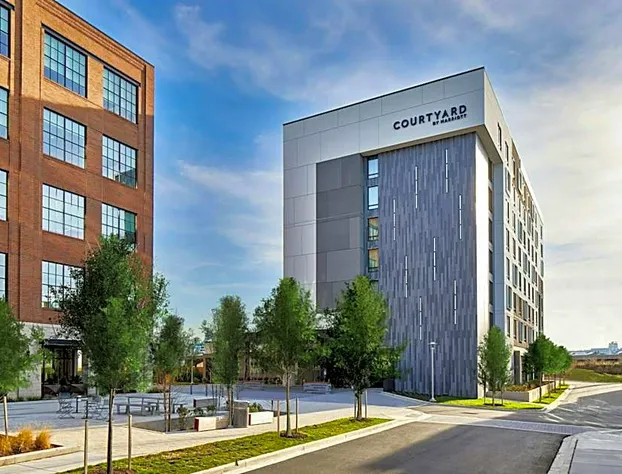 Courtyard by Marriott Baltimore Downtown/McHenry Row hotel detail image 1