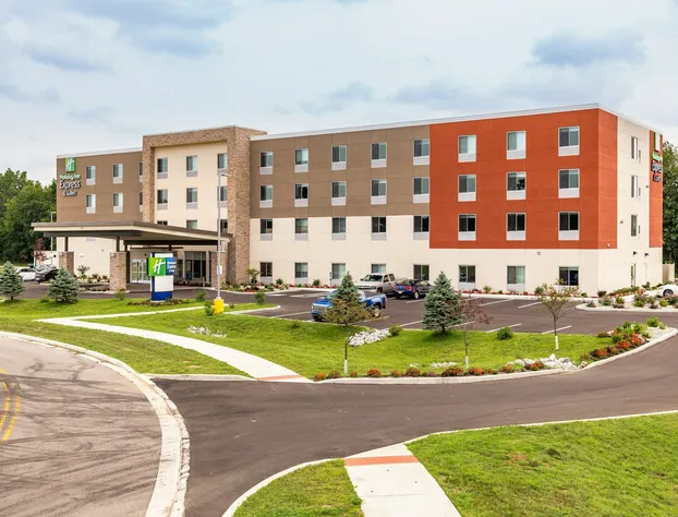 Holiday Inn Express & Suites Elkhart North by IHG hotel detail image 2