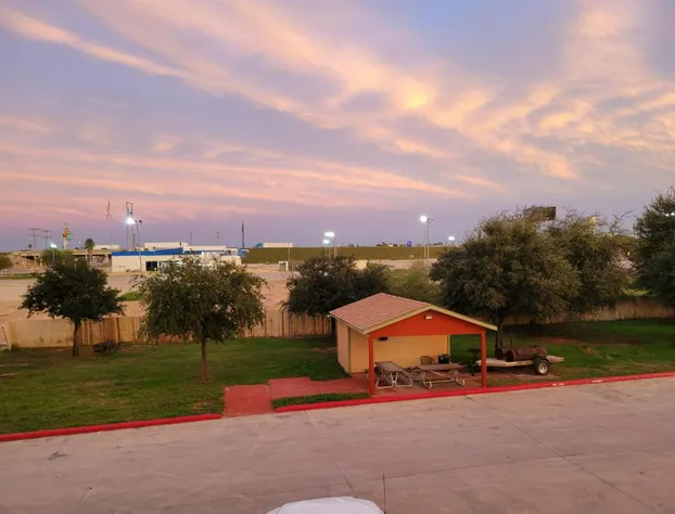 Cotulla Whitten Inn hotel detail image 4