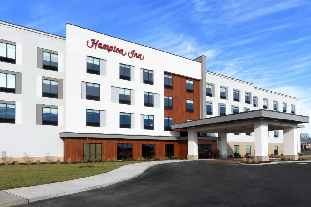 Hampton Inn O'Fallon hotel hero